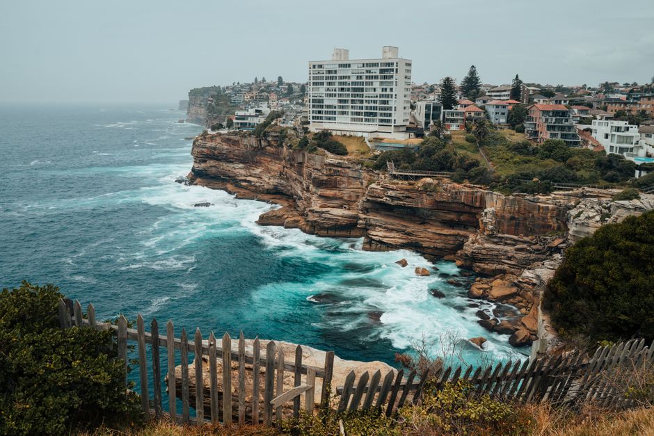 Dodgy Property Photos Are Costing Central Coast Buyers Before They Even Walk Through the Door