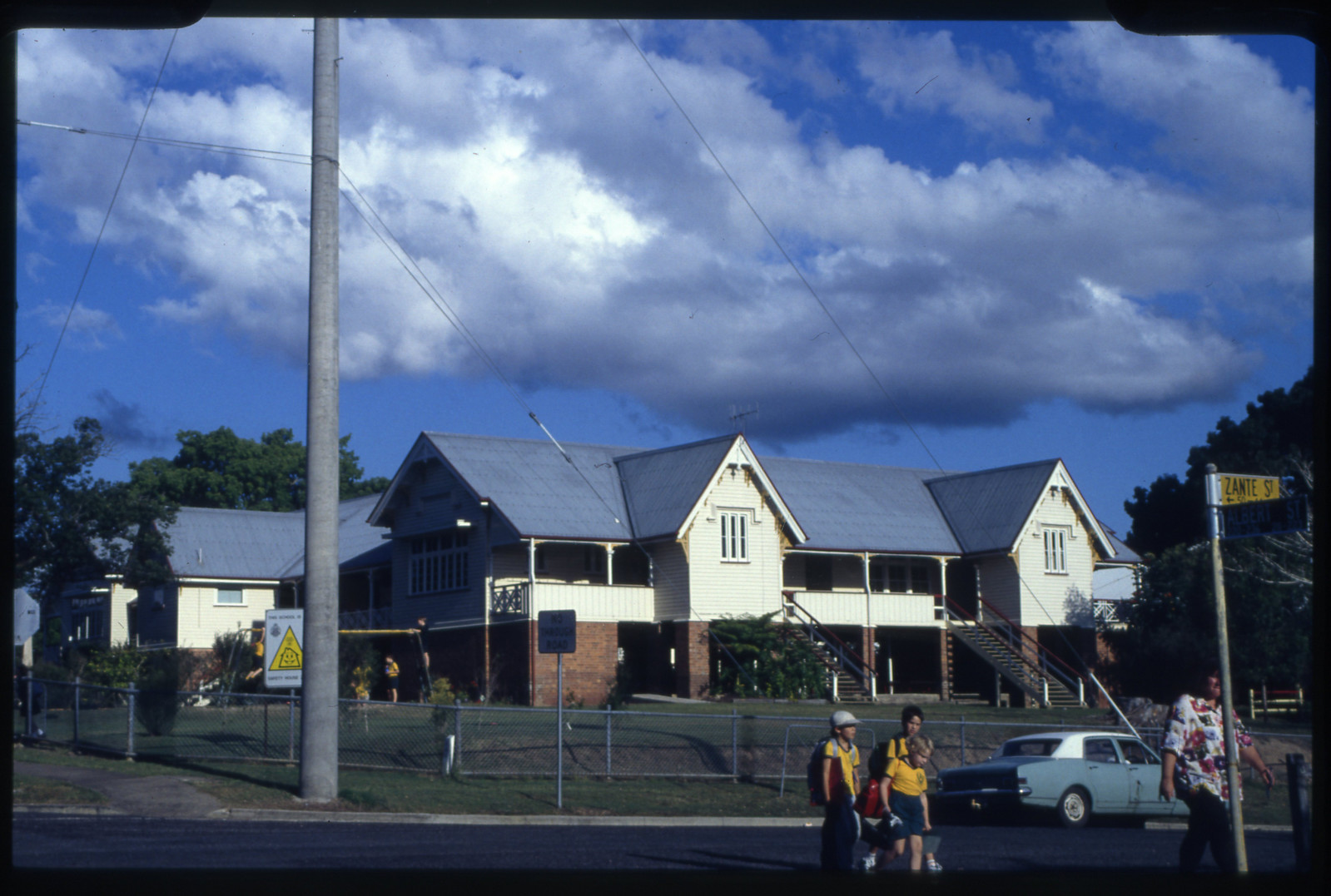 Carpenters on the Central Coast NSW 2026, Custom Carpentry Costs, Deck Building Prices, and How to Find a Reliable Carpenter Near You